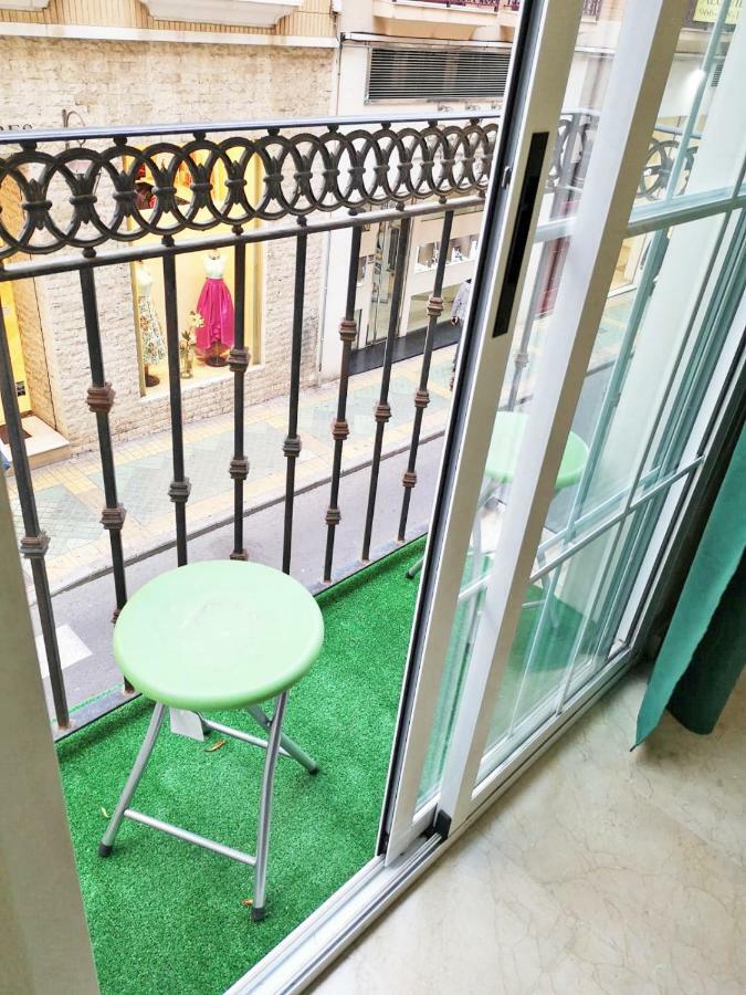 Apartamento Súper céntrico, luminoso, amplio, terrazas y patio Alicante Exterior foto